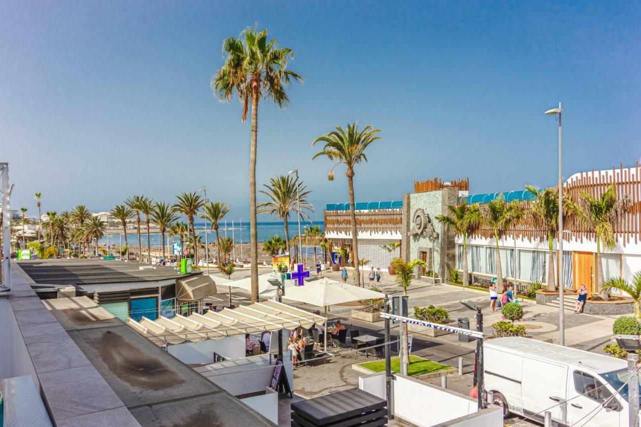 Front Of A Beach Aircon Las Americas Costa Adeje Playa de las Americas  Exteriör bild